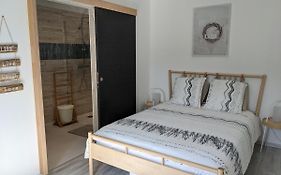 Chambre double indépendante BALI au sein du domaine PASSELOUP